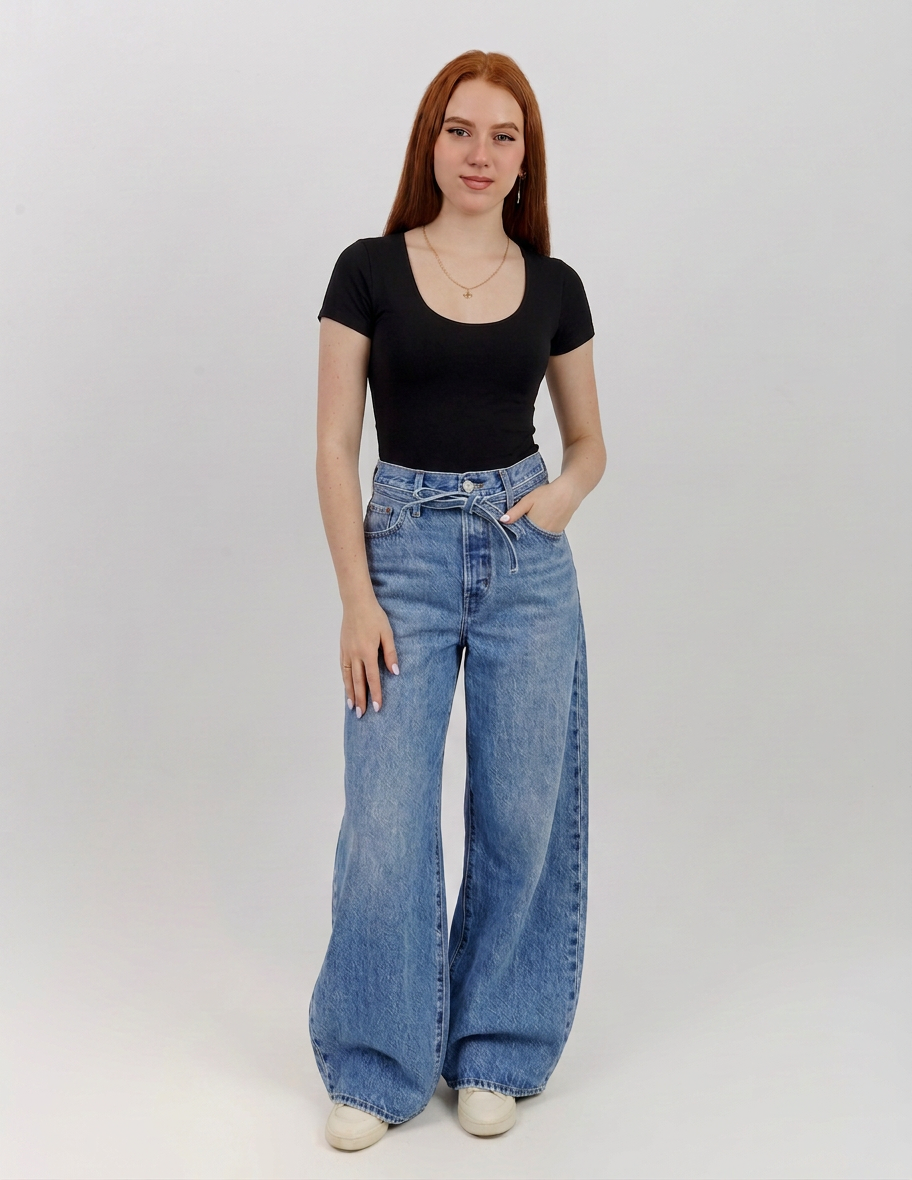 Deep Round Short Sleeve Top
